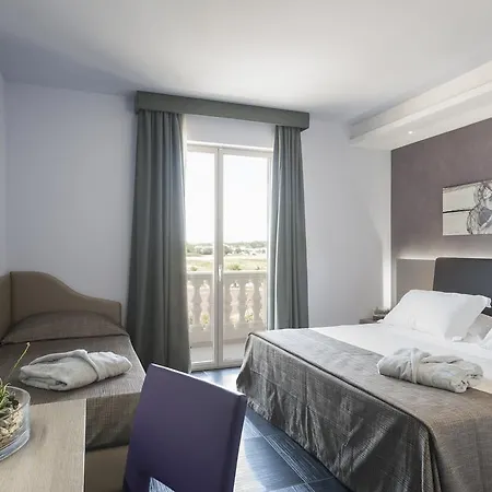 Otel Le Dune 4*